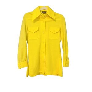 Super sports at alexander’s Vintage Button Down Yellow Shirt